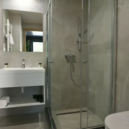 R31 4* Sárvár